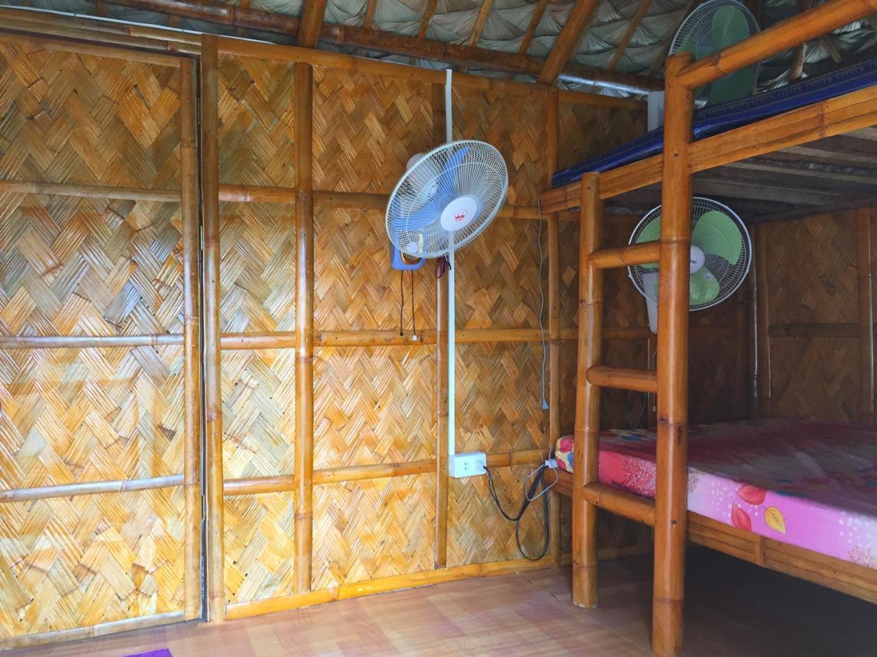 Sealovers' Place Masasa Beach Batangas Buitenkant foto